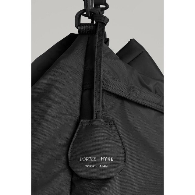 HYKE(ハイク)の【S】新品未使用 未開封 HYKE PORTER 2WAY TOOL BAG メンズのバッグ(ショルダーバッグ)の商品写真