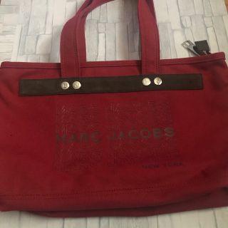 マークジェイコブス(MARC JACOBS)のマークジェイコブス キャンバス トートバッグ 赤(トートバッグ)