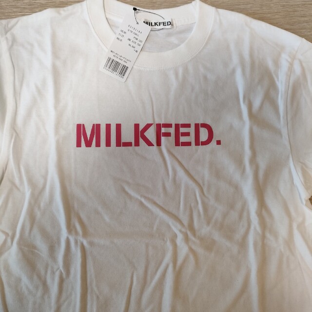 MILKFED.(ミルクフェド)のミルクフェド　Tシャツ レディースのトップス(Tシャツ(半袖/袖なし))の商品写真