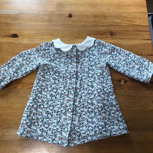 PETIT BATEAU(プチバトー)の穴あり　プチバトー　ワンピース　18month 81センチ キッズ/ベビー/マタニティのベビー服(~85cm)(ワンピース)の商品写真