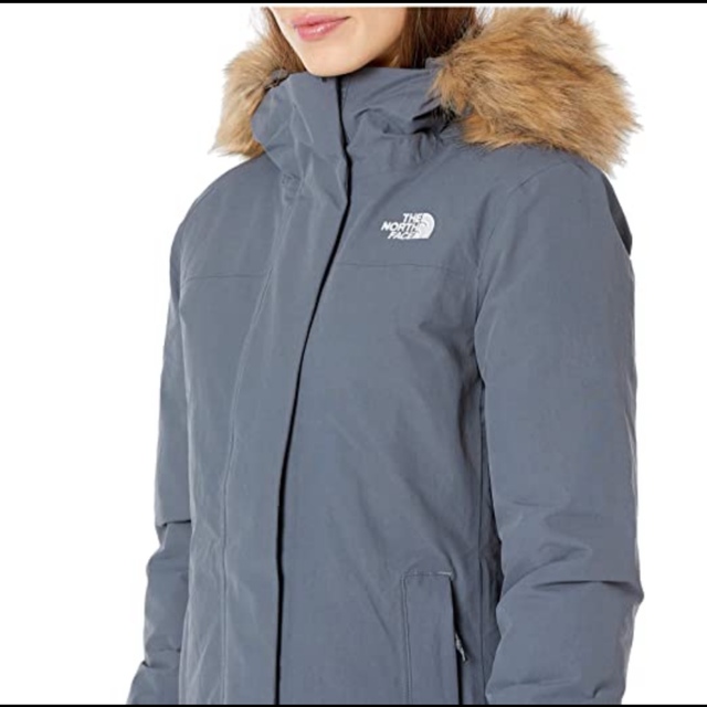 THE NORTH FACE(ザノースフェイス)の新品　ノースフェイス　ダウンジャケット　ダウンコート　グレー レディースのジャケット/アウター(ダウンジャケット)の商品写真