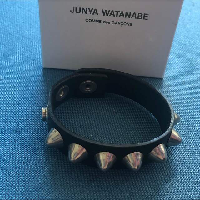 JUNYA WATANABE COMME des GARCONS(ジュンヤワタナベコムデギャルソン)のJUNYA WATANABE COMME  des  GARCONS バングル　 レディースのアクセサリー(ブレスレット/バングル)の商品写真