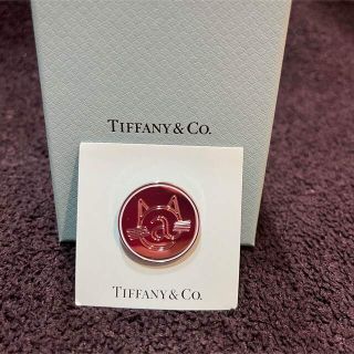 ● TIFFANY ティファニー キャットストリート店 非売品 ピンバッジ ●1(ノベルティグッズ)