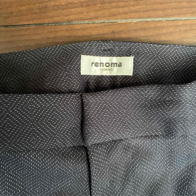 RENOMA(レノマ)のレノマ　ネイビーパンツスーツ（送料込） レディースのフォーマル/ドレス(スーツ)の商品写真