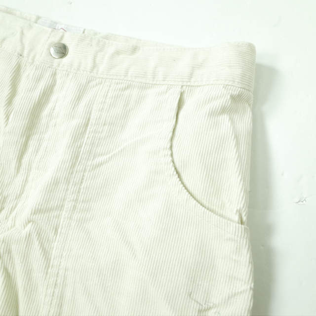 BATTENWEAR(バテンウエア)のBattenwear バテンウェア アメリカ製 LOCAL SHORTS ローカルショーツ SS14302 XS IVORY コーデュロイ ショートパンツ ボトムス【中古】【Battenwear】 メンズのパンツ(ショートパンツ)の商品写真