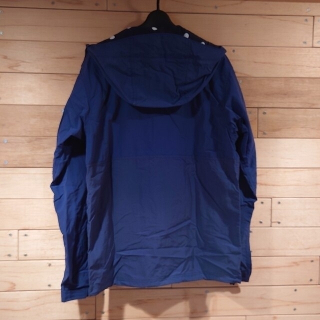 コロンビアのマウンテンパーカーです。登山やウォーキング、お散歩に コロンビアのマウンテンパーカーです。登山やウォーキング、お散歩に