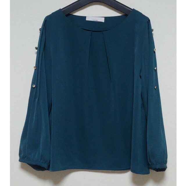 MISCH MASCH(ミッシュマッシュ)のミッシュマッシュ パフスリーブブラウス レディースのトップス(シャツ/ブラウス(長袖/七分))の商品写真