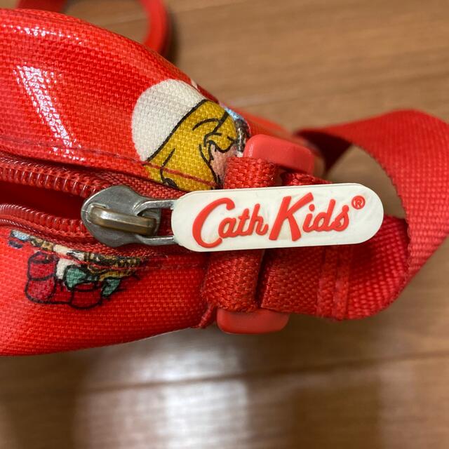 Cath Kidston(キャスキッドソン)のディズニーコラボ　ポシェット　不思議の国のアリス　中古 キッズ/ベビー/マタニティのこども用バッグ(ポシェット)の商品写真