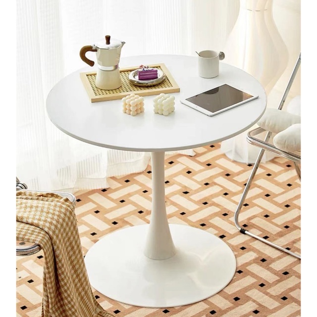 ホワイト　ダイニングテーブル　丸いテーブル　MDF天板　大理石天板　食事テーブル