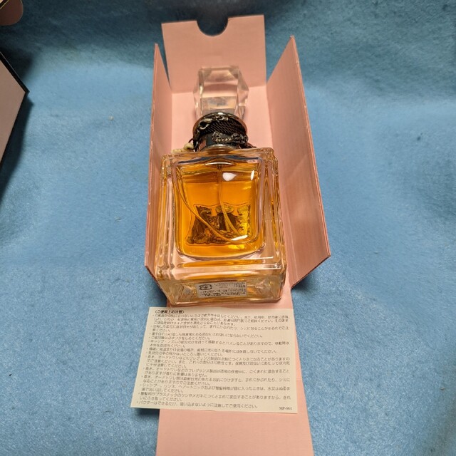 Juicy Couture(ジューシークチュール)のジュ―シ―クチュールオ―デパルファム50ml コスメ/美容の香水(香水(女性用))の商品写真