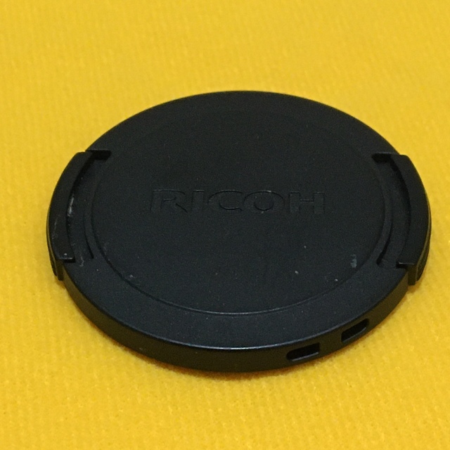 RICOH(リコー)のRICOH 純正 Φ46mm スナップ式 レンズキャップ スマホ/家電/カメラのカメラ(レンズ(単焦点))の商品写真