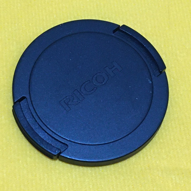 RICOH(リコー)のRICOH 純正 Φ46mm スナップ式 レンズキャップ スマホ/家電/カメラのカメラ(レンズ(単焦点))の商品写真