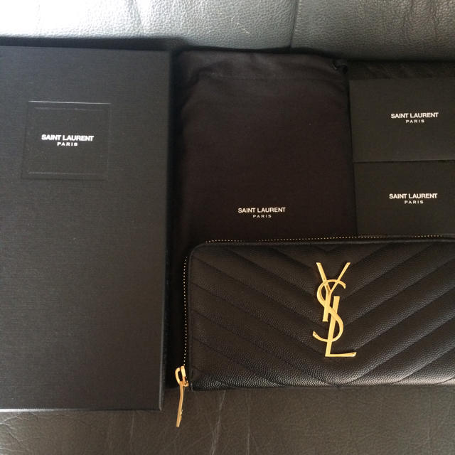 新製品情報も満載 Saint Laurent - 新品未使用 サンローラン 財布
