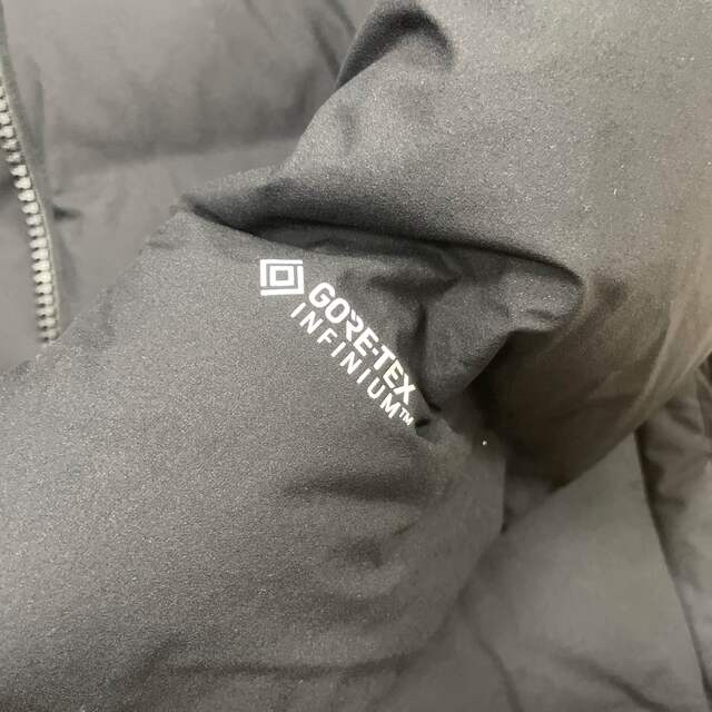 THE NORTH FACE(ザノースフェイス)の【ほぼ新品/超美品】ノースフェイス　ビレイヤーパーカ　ブラック　黒　XS メンズのジャケット/アウター(ダウンジャケット)の商品写真