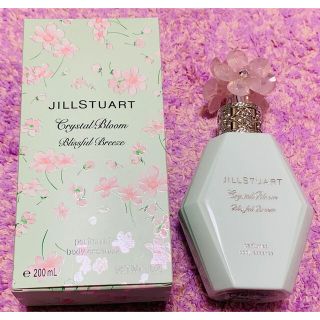 ジルスチュアート(JILLSTUART)のお値下✨ジルスチュアート🌸クリスタルブルーム🌸ブリスフルブリーズボディエッセンス(ボディローション/ミルク)