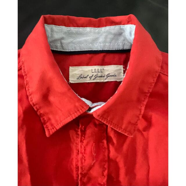 H&M(エイチアンドエム)のH&M 赤いシャツ　140くらい キッズ/ベビー/マタニティのキッズ服男の子用(90cm~)(Tシャツ/カットソー)の商品写真