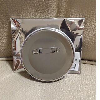 いれいす 缶バッジ 初兎の通販 by ⭐AYA⭐'s shop|ラクマ
