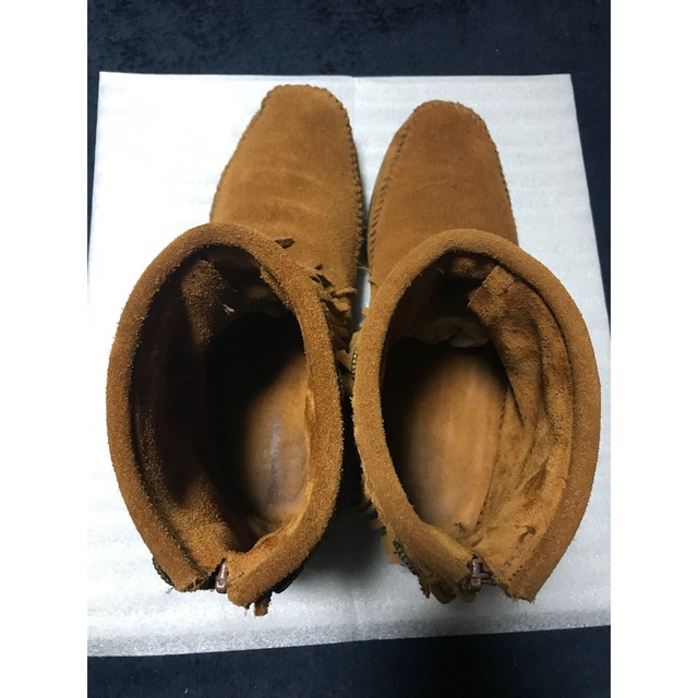 Minnetonka(ミネトンカ)のミネトンカ　フリンジブーツ レディースの靴/シューズ(ブーツ)の商品写真