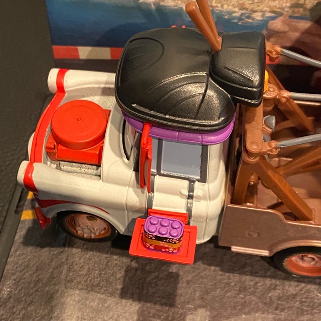 Disney(ディズニー)のカーズ2 歌舞伎 メーター マテル レア Cars2 KABUKI MATER エンタメ/ホビーのおもちゃ/ぬいぐるみ(ミニカー)の商品写真