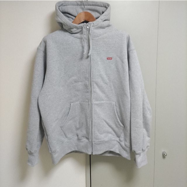 Supreme(シュプリーム)のLサイズ　supreme small box zip up sweatshirt メンズのトップス(スウェット)の商品写真