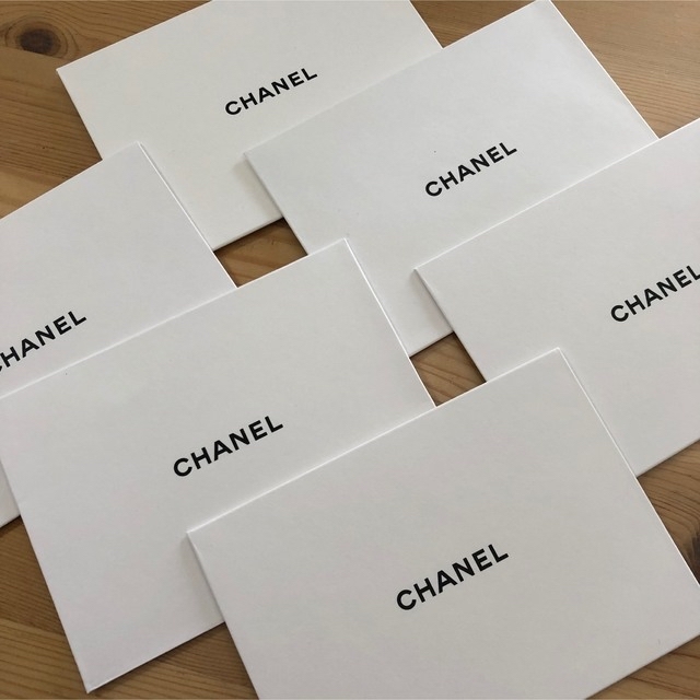 CHANEL(シャネル)のシャネル　CHANEL メッセージカード ハンドメイドの文具/ステーショナリー(カード/レター/ラッピング)の商品写真