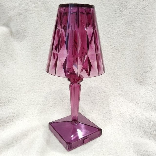 kartell - kartell ピンク カルテル バッテリー 充電式 元箱付き