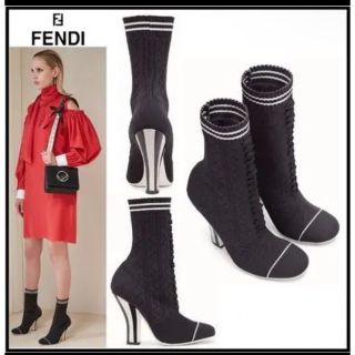 フェンディ(FENDI)の値下げ　★ FENDI ★ レースアップ ソックス ブーツ ヒール ブラック(ブーツ)