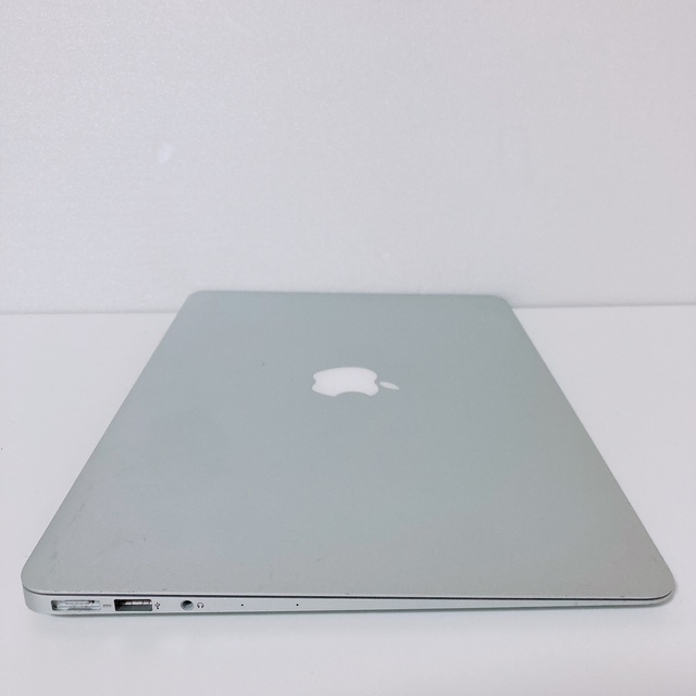 MacBook Air Early 高速SSD256GB パソコンPC