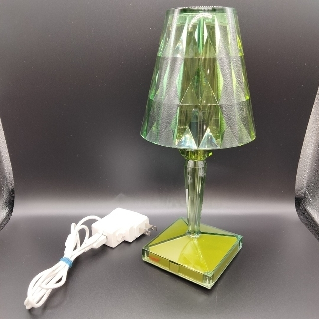 kartell - kartell バッテリー 充電式テーブルランプ グリーン ライト