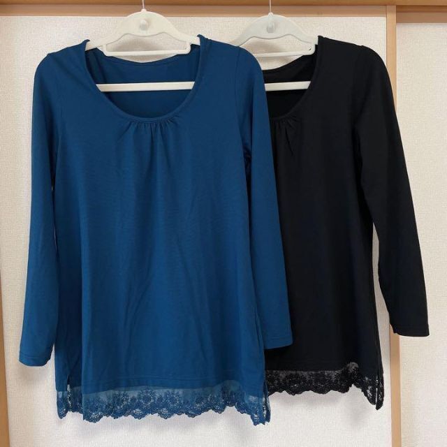 cecile(セシール)の長袖 カットソー 裾レース LL ブルー ブラック 2枚セット まとめ売り レディースのトップス(Tシャツ(長袖/七分))の商品写真