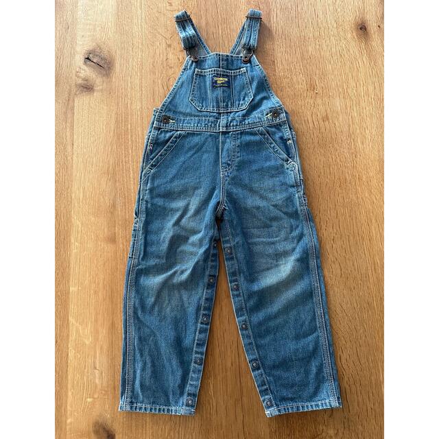 OshKosh(オシュコシュ)のOSHKOSH オーバーオール　100 キッズ/ベビー/マタニティのキッズ服男の子用(90cm~)(パンツ/スパッツ)の商品写真