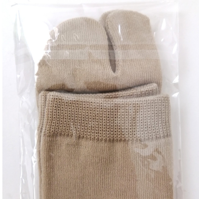 【未使用】癒しの丁子足袋　ベージュ　1足 レディースのレッグウェア(ソックス)の商品写真