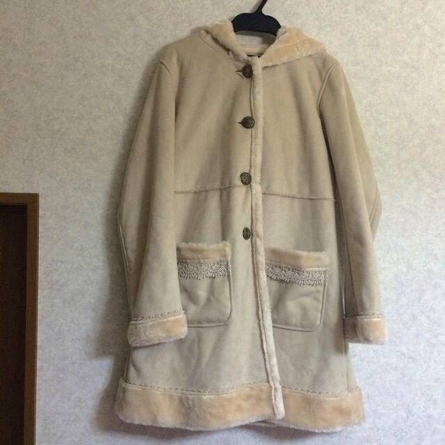 axes femme(アクシーズファム)のななこ様専用♡axesムートンコートとページボーイのパンツ レディースのジャケット/アウター(ムートンコート)の商品写真