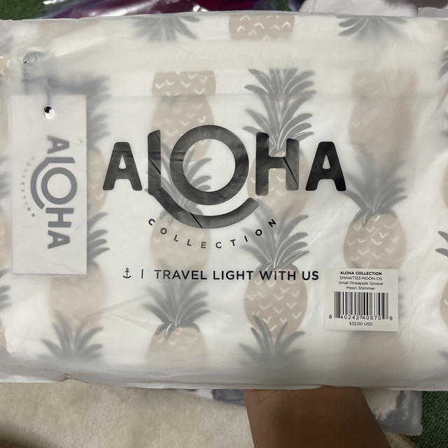 ALOHA Collection Small Pouch 4