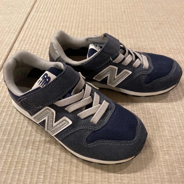 New Balance(ニューバランス)のニューバランス 996 18.5 スニーカー キッズ キッズ/ベビー/マタニティのキッズ靴/シューズ(15cm~)(スニーカー)の商品写真