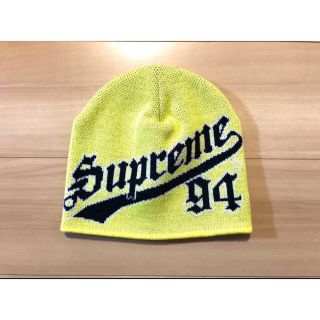 シュプリーム(Supreme)のシュプリーム　New Era Script Beanie　イエロー(ニット帽/ビーニー)