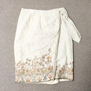 トゥモローランド(TOMORROWLAND)の【専用】ボタニカル柄 ラップスカート(ひざ丈スカート)