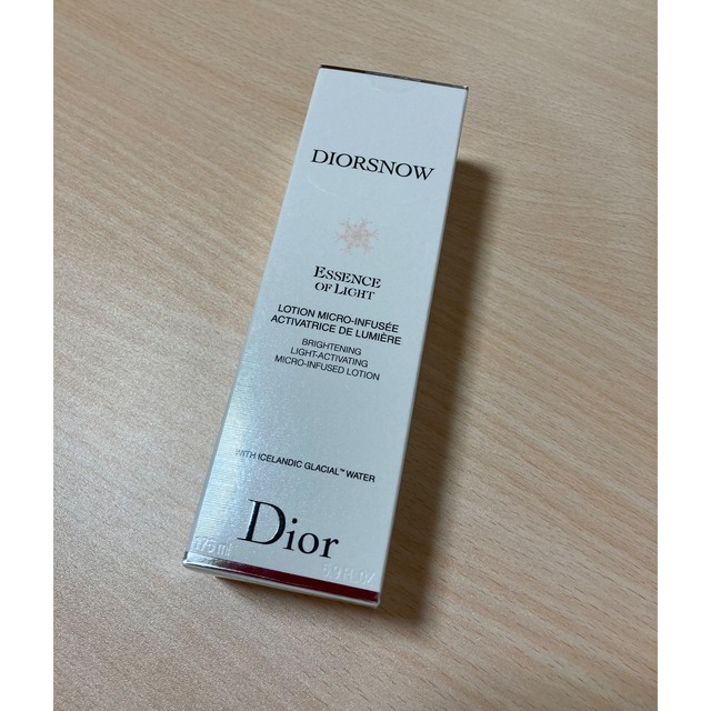 Dior スノーライトエッセンスローション