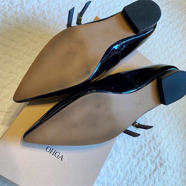 OHGA ダブルストラップパンプス　黒 レディースの靴/シューズ(ハイヒール/パンプス)の商品写真