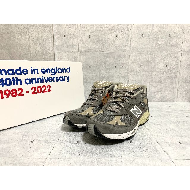 2022年最新春物 海外限定 貴重サイズ NewNew Balance W991 UKF - 通販