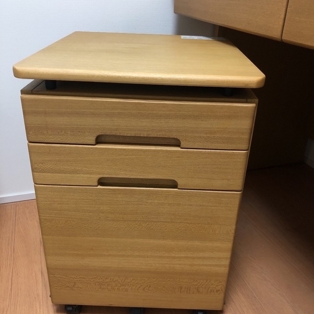 学習机セット(ヒカリサンデスク)の通販 by ばにぶに's shop|ラクマ 学習机セット(ヒカリサンデスク)の通販 by ばにぶに's shop|ラクマ