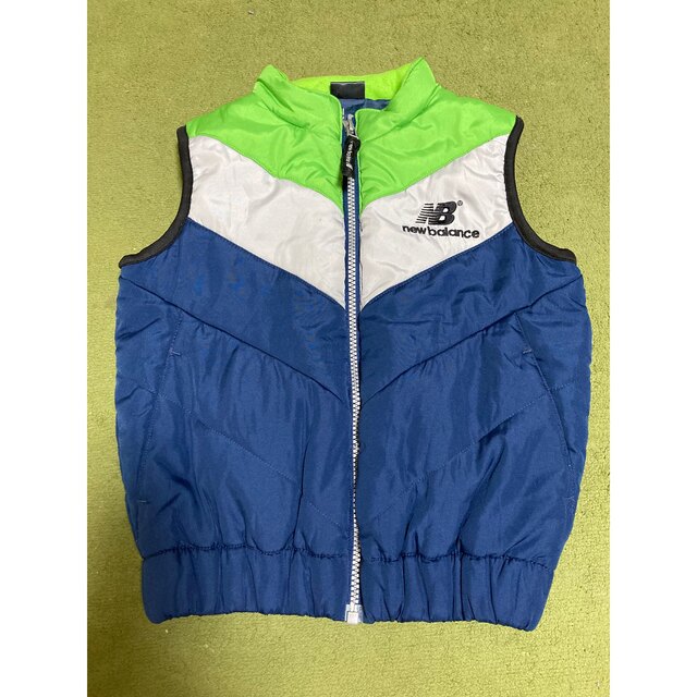 New Balance - ニューバランス 中綿ベストの通販 by しのたぇ's shop