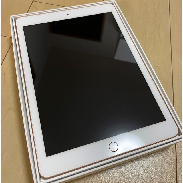 iPad 第6世代 128GB ゴールド Wifiモデル-