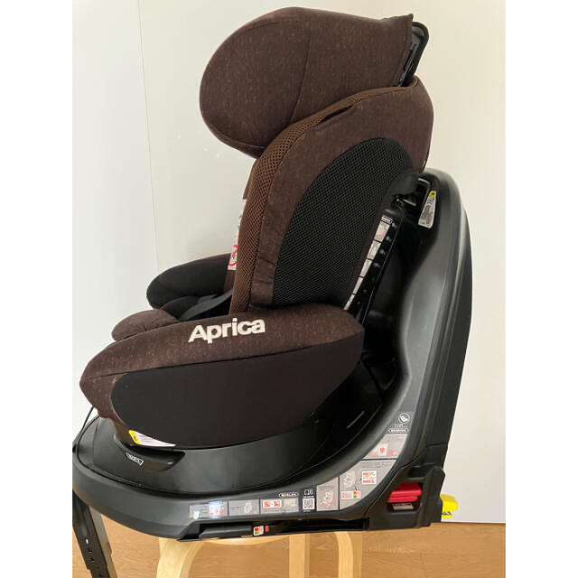 アップリカ チャイルドシート フラディアグロウ ISOFIX 新生児 回転式