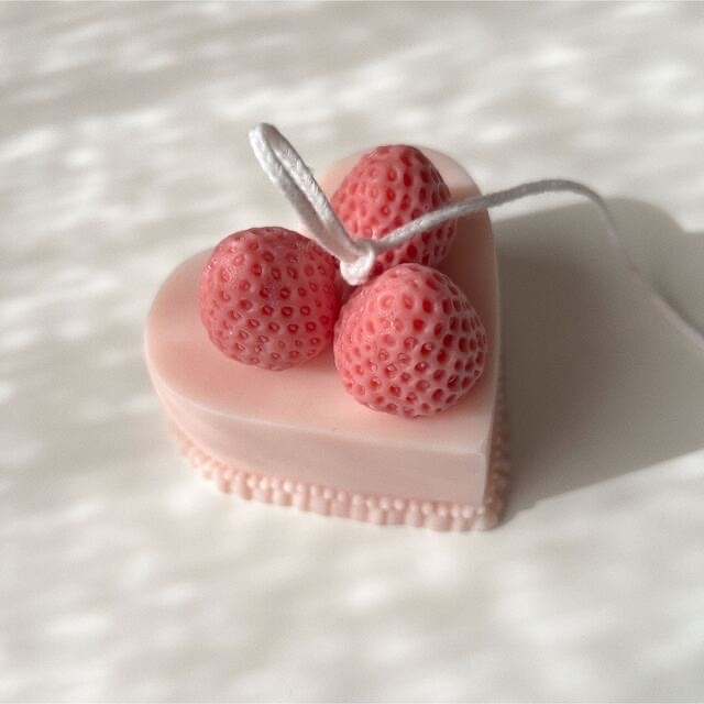 🏷 heart lace cake candle | pink ハンドメイドのインテリア/家具(アロマ/キャンドル)の商品写真