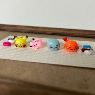 ポケモン(ポケモン)の3dネイルパーツ　【ゆるかわポケモン　寝そべりパーツ　ポケモン　痛ネイル】(デコパーツ)