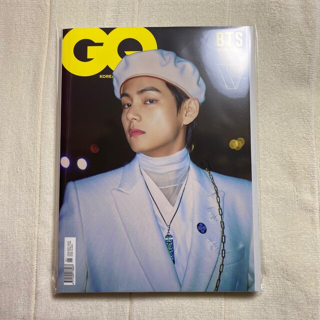 防弾少年団(BTS)(ボウダンショウネンダン)のBTS 防弾少年団 GQ KOREA V テヒョン 表紙 エンタメ/ホビーの雑誌(音楽/芸能)の商品写真