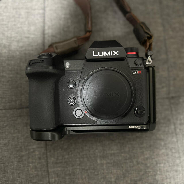 Panasonic Lumix DC-S1R おまけオールドレンズ付き