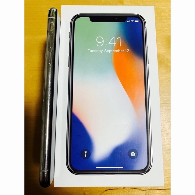 iPhone X 256GB シルバー MQC22J/A