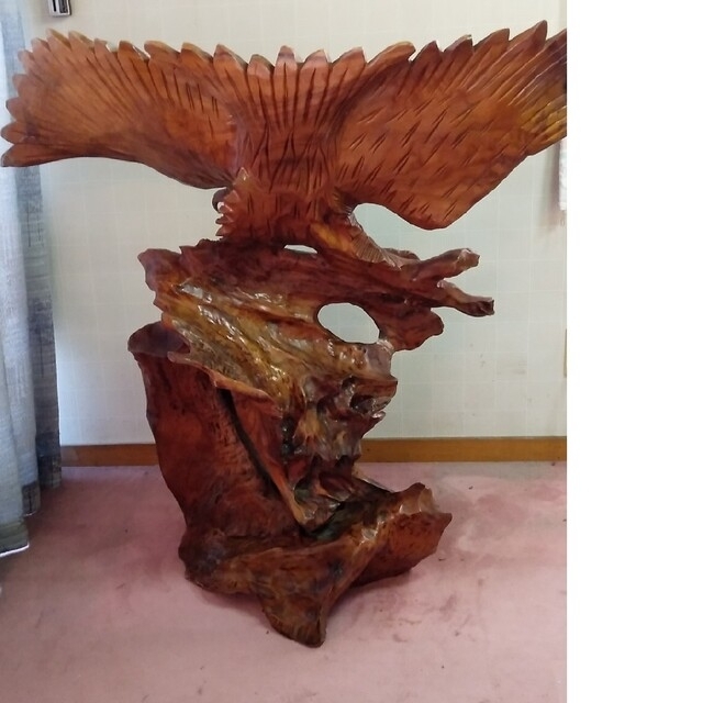 引き取り限定 木彫り 鷹の置物 レトロ アンティーク 飾り物 大型
